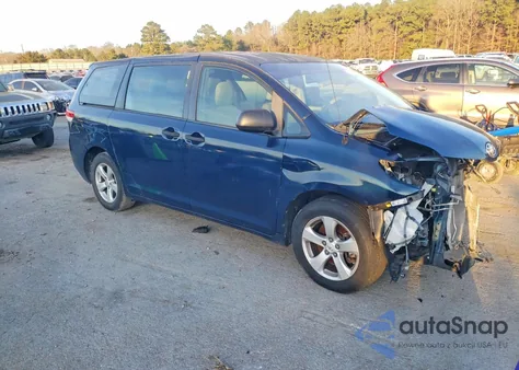 2012 Toyota Sienna z USA, uszkodzony, nr VIN 5TDZK3DC8CS256430